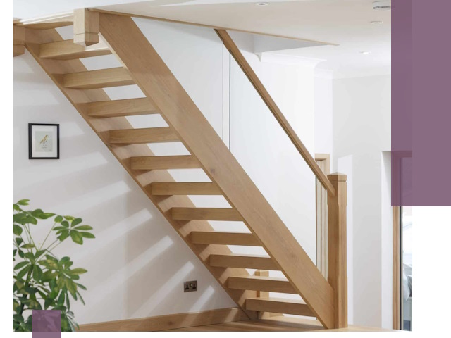 Изготовление деревянных лестниц под ключ в Сланцах для дома