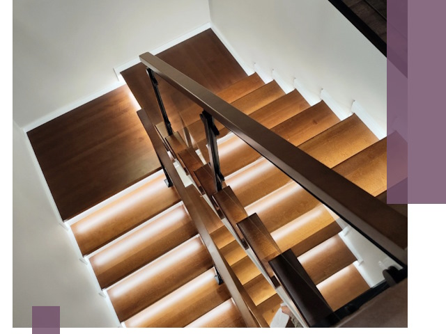 Изготовление П-образных лестниц под ключ в Сланцах