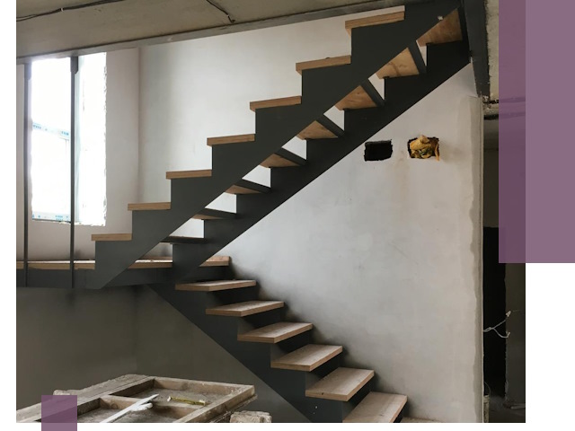 Изготовление лестниц на металлокаркасе в Сланцах от производителя