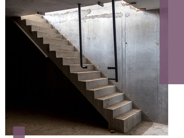 Изготовление и монтаж лестниц в подвале в Сланцах