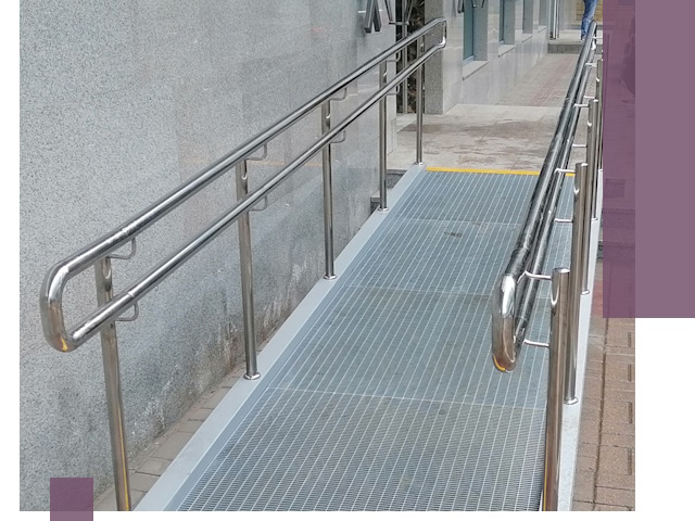 Пандусы для инвалидов в Сланцах — изготовление и монтаж