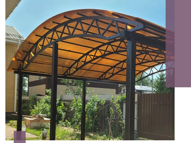 Изготовление навесов под ключ в Сланцах из качественных материалов