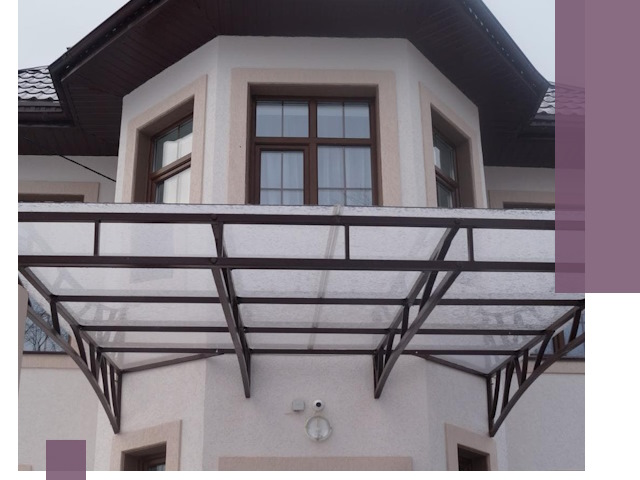 Козырьки из поликарбоната под ключ в Сланцах