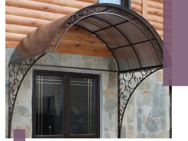 Арочные козырьки под ключ в Сланцах: изготовление и монтаж