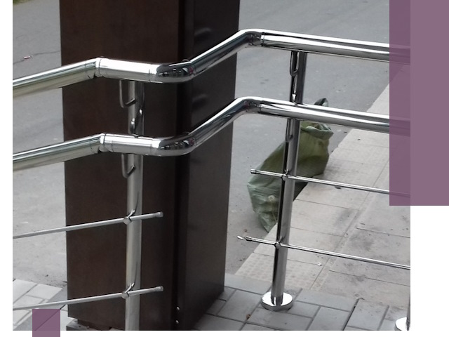 Монтаж поручней из нержавеющей стали в Сланцах качественно и быстро